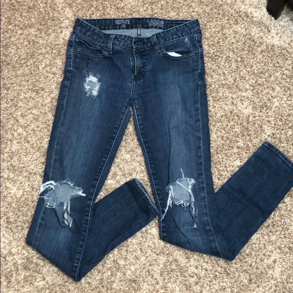Vans Skinny Jeans Size 3 with holes